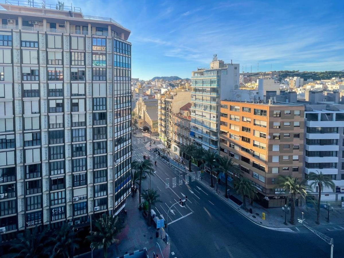 Amplio Apartamento En Pleno Corazon De Alicante Buitenkant foto
