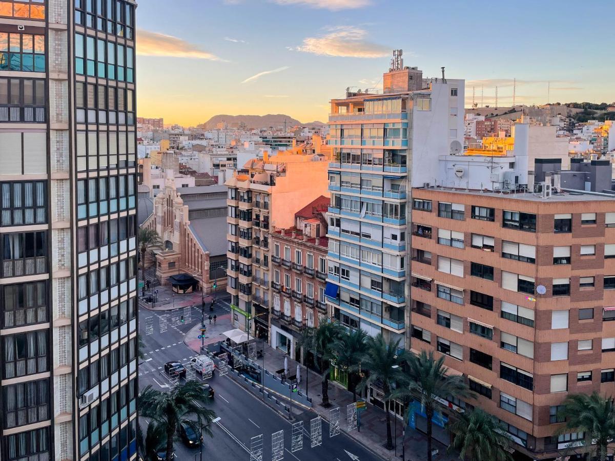 Amplio Apartamento En Pleno Corazon De Alicante Buitenkant foto