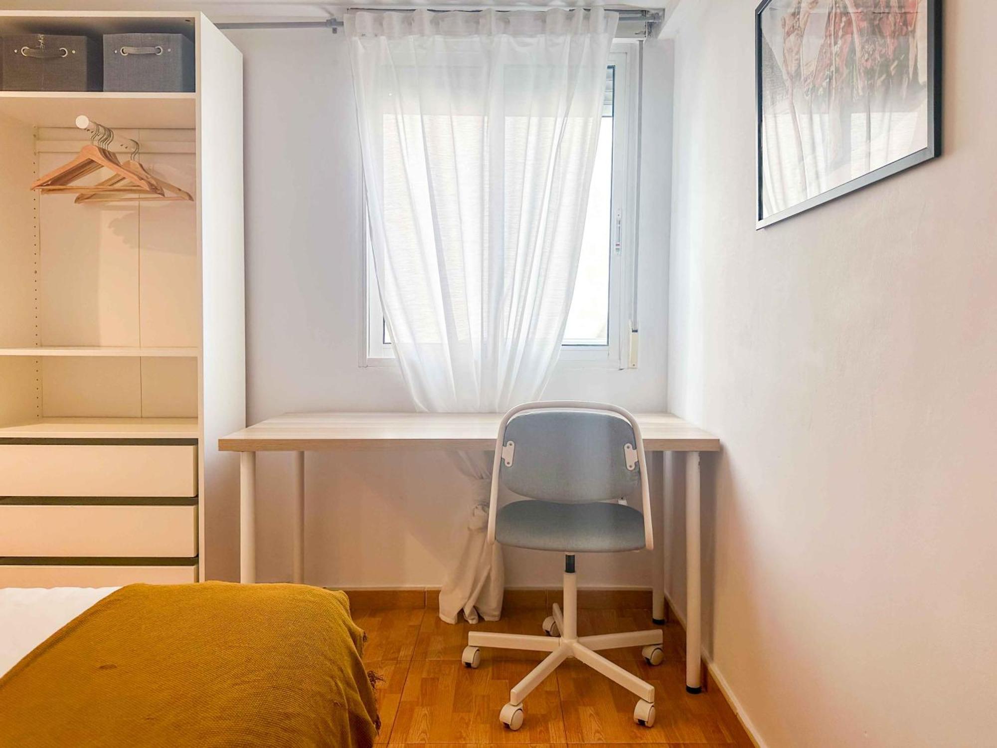 Amplio Apartamento En Pleno Corazon De Alicante Buitenkant foto